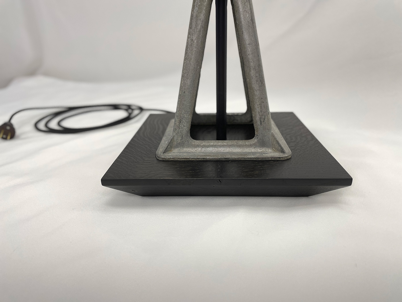Jack-Table-Lamp-3