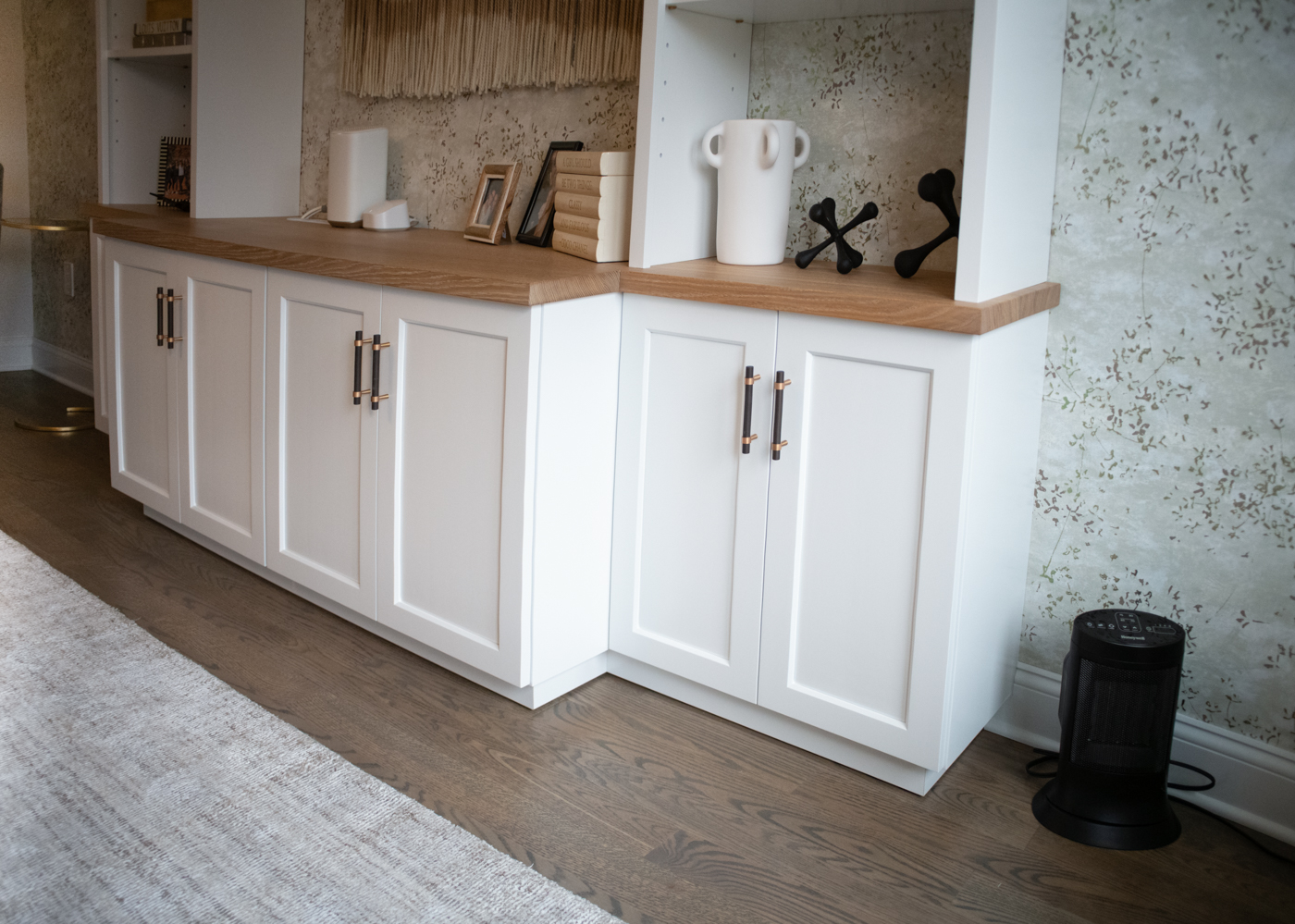White-oak-builtin-01