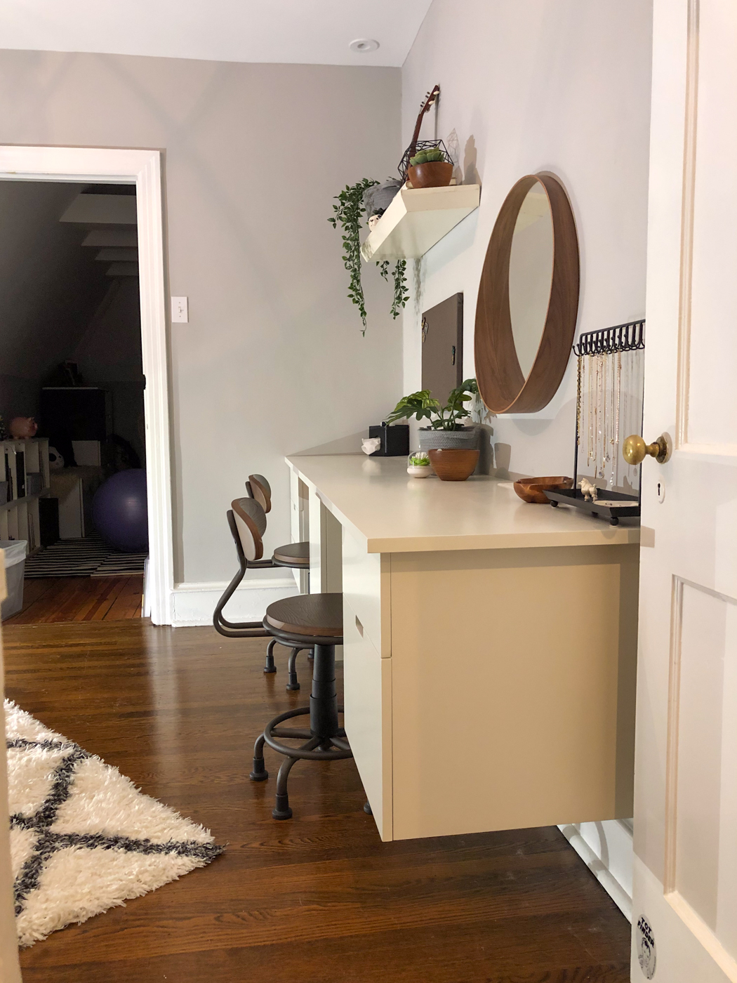 floating-desk-vanity-built-ins-5