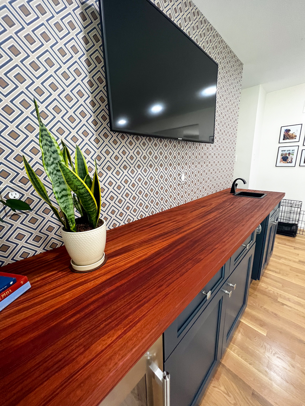 mahogany-wet-bar-countertop-3